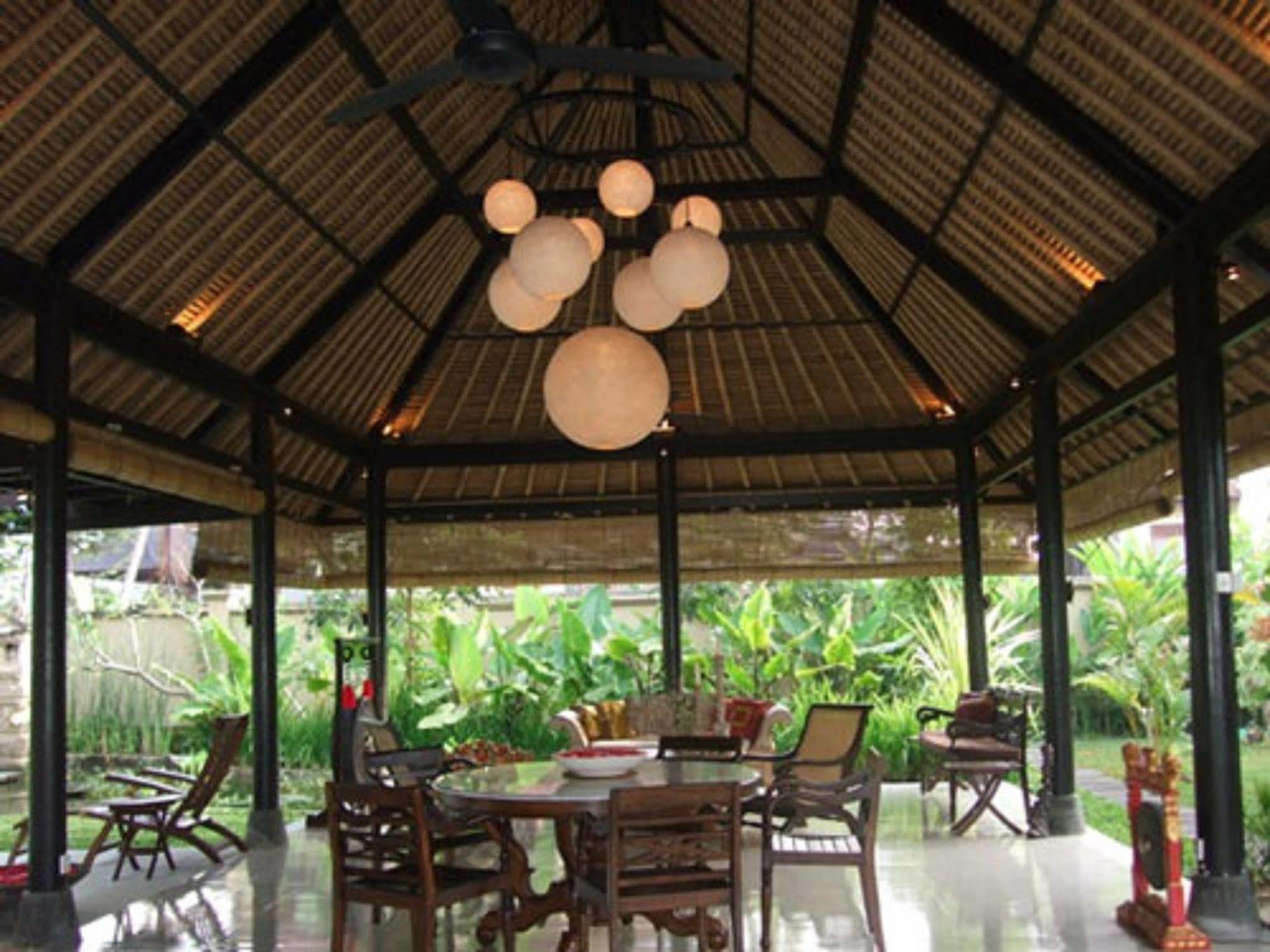 Puri Lotus Hotel Ubud Exterior foto