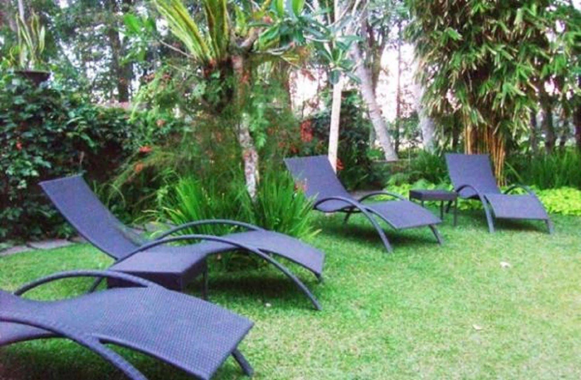 Puri Lotus Hotel Ubud Exterior foto